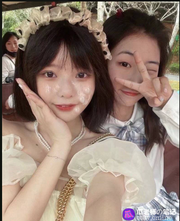 推特极品反差大眼短发萝莉学妹李月私拍视频泄密流出全程露脸